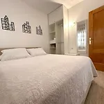 Daire Comfortable With 2 Bedrooms And Pool *