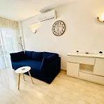 Апартаменты Comfortable With 2 Bedrooms And Pool Торевьиа