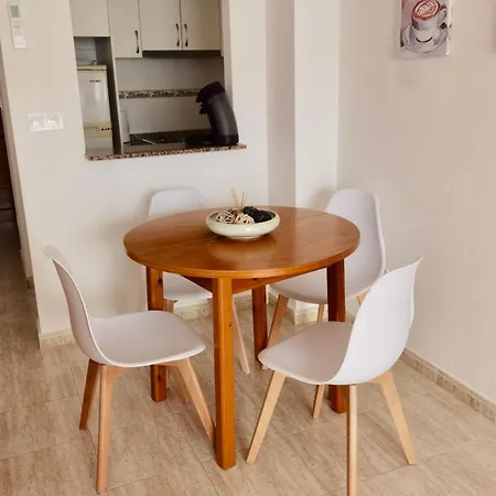 Comfortable With 2 Bedrooms And Pool Apartment
