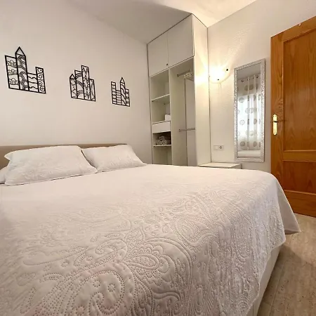 Apartment Comfortable With 2 Bedrooms And Pool *