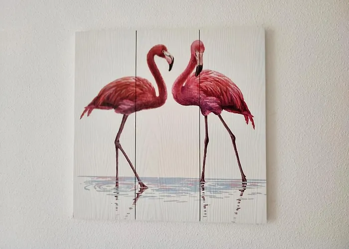 Comfortable With 2 Bedrooms And Pool