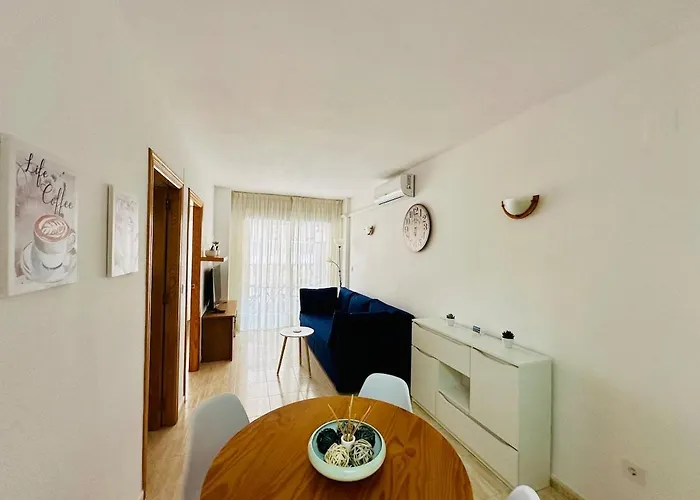 Apartment Comfortable With 2 Bedrooms And Pool Torrevieja