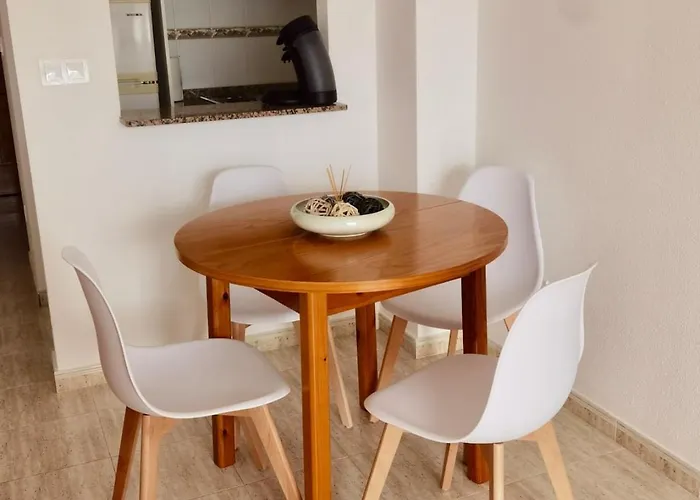 Comfortable With 2 Bedrooms And Pool Apartment