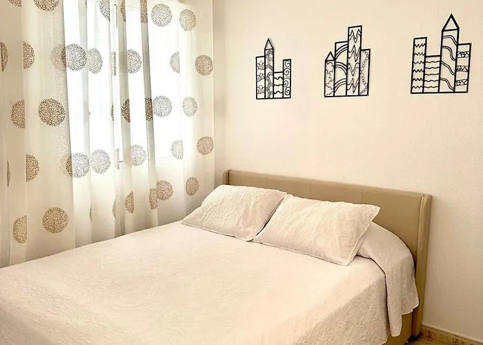 Apartment Comfortable With 2 Bedrooms And Pool Torrevieja