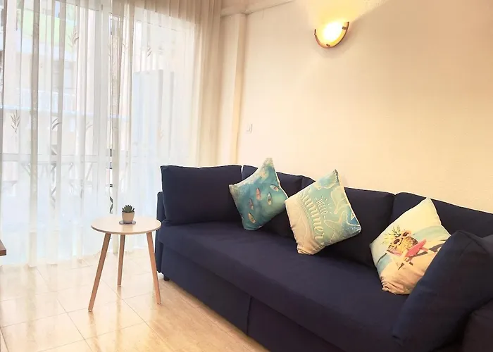 Apartment Comfortable With 2 Bedrooms And Pool