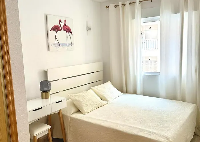 Apartment Comfortable With 2 Bedrooms And Pool *