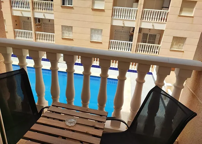 Comfortable With 2 Bedrooms And Pool