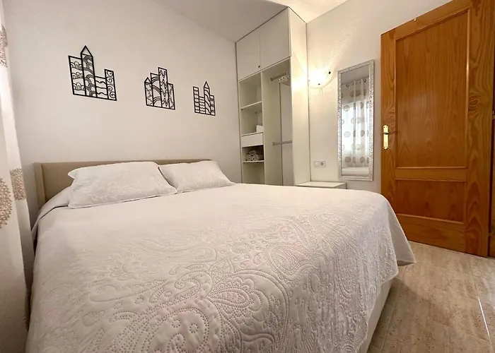 Apartment Comfortable With 2 Bedrooms And Pool *